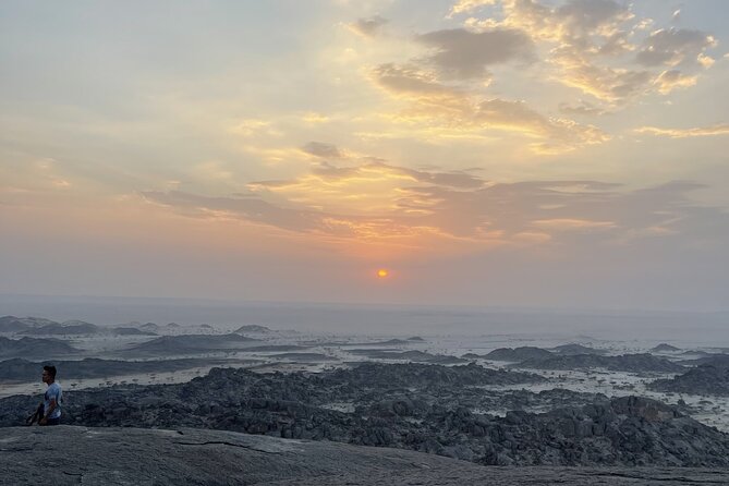 4 Hours Charming Moon Valley Hike Experience in Jeddah - Price and value: what $109 covers in the real world