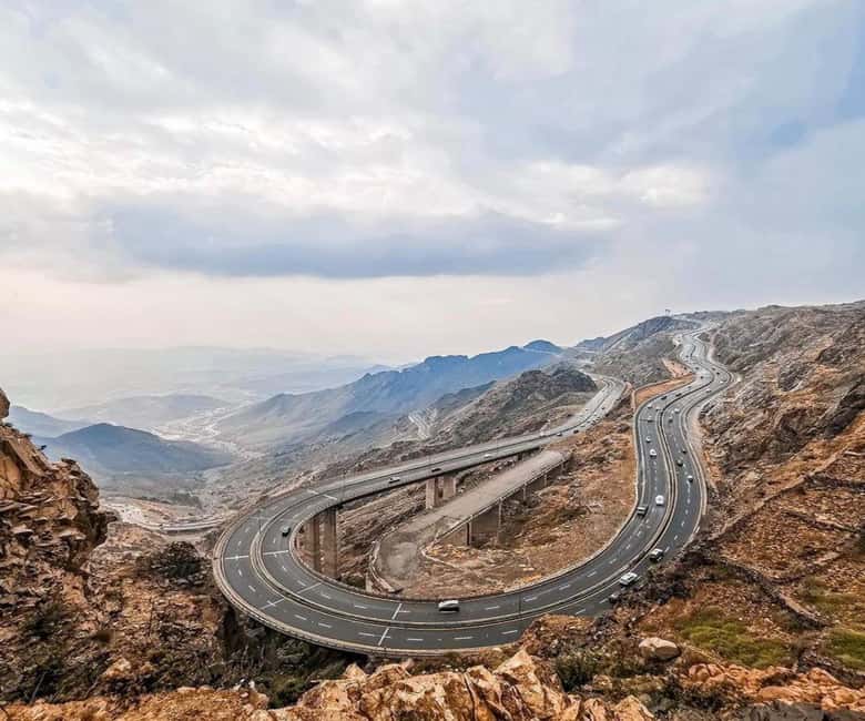 Abha City Tour & Rijal Almaa - Jabal Sawda, El Sahab Park, and Rijal Almaa: a smart 6-hour mix