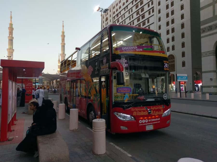 Al Madinah: City Sightseeing Hop-On Hop-Off Bus Tour - A smart way to plan your day using the two route loops