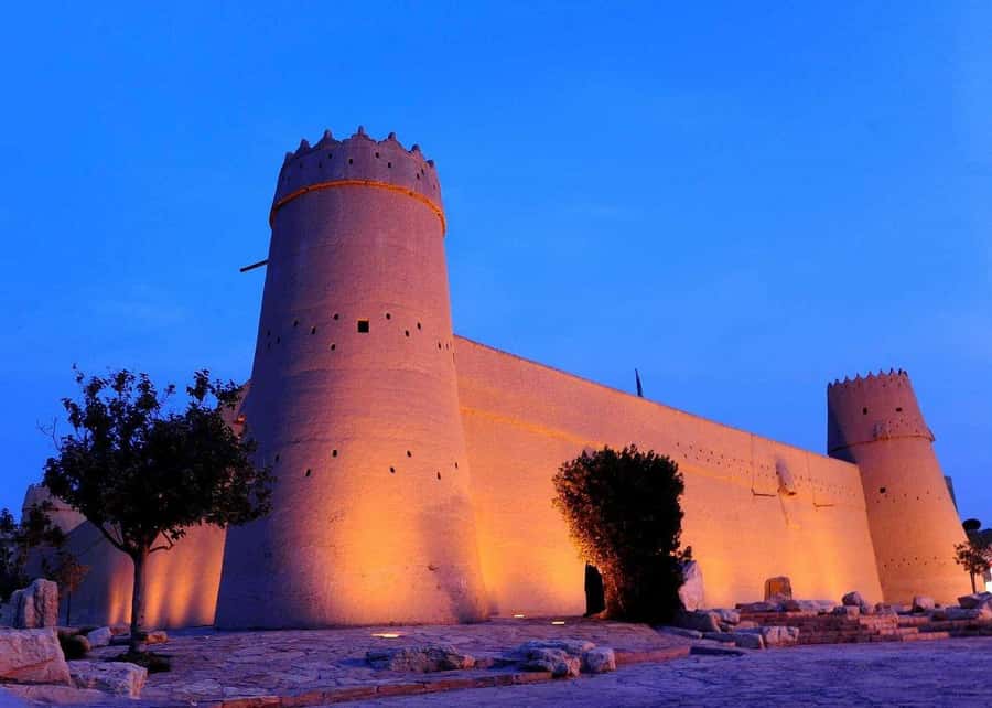 Al Masmak Fortress, Murabba Palace, and Souq Al Zal Tour - A smart way to read Old Riyadh in one evening