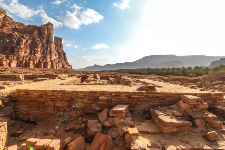 Al-Ula: Dadan & Jabal Ikmah Tour with Optional Pickup - Dadan and Jabal Ikmah in 2 hours, a smart AlUla shortcut