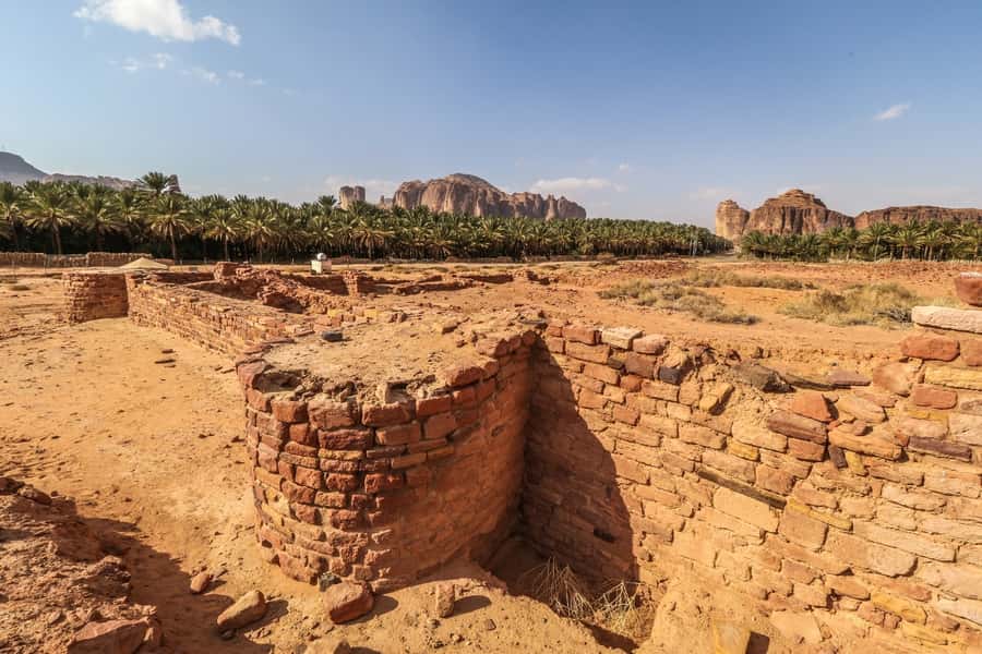 Al-Ula: Dadan & Jabal Ikmah Tour with Optional Pickup - Languages, small-group expectations, and getting your questions answered