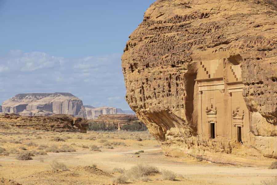 AlUla: Discover AlUla Like a Local Guided Tour - Private group comfort, pickup timing, and how the day flows