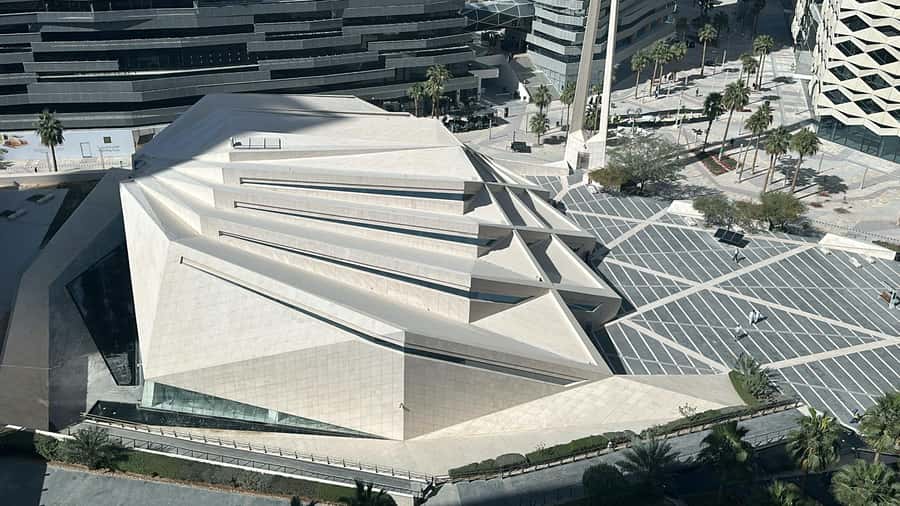 Architectural Wonders of KAFD, An Iconic Destination - The KAFD Mosque: desert rose symbolism in architecture