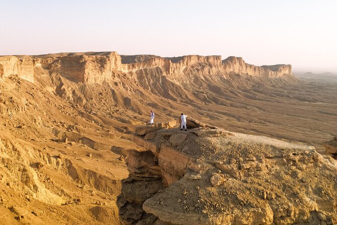 Edge of the World & Keshta in Riyadh - Manjour Trail by 4x4: the ride that sets the mood