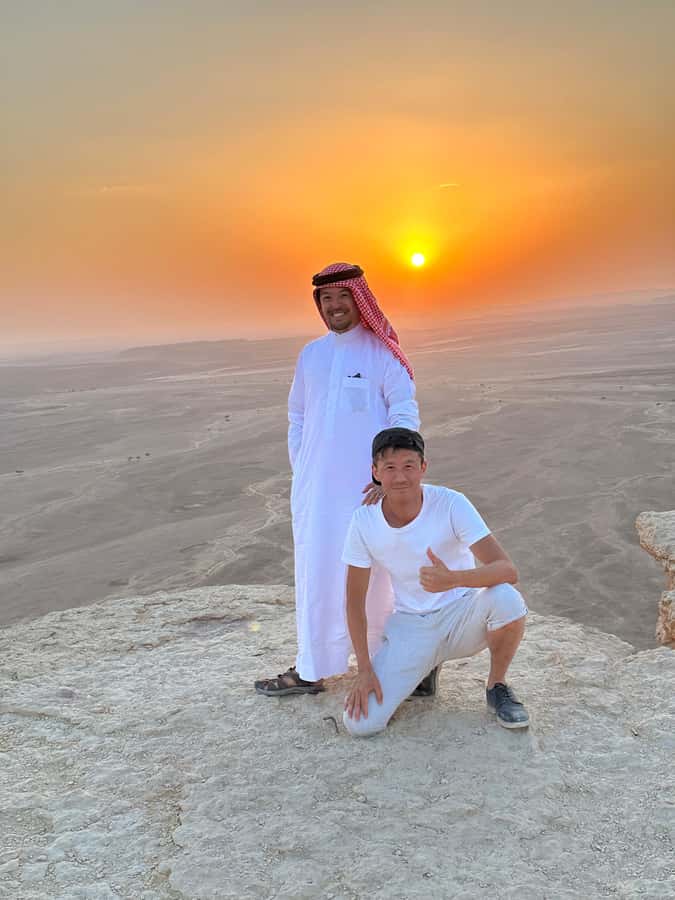 Edge of The World Riyadh,Camel Ride ,Bat Cave Visit & Dinner - Hiking to the Edge of the World viewpoint, where sunset actually changes things