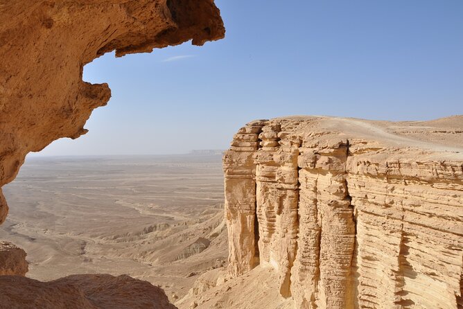 Edge of the World Tour from Riyadh Private 4x4 Car Pick up - After Dark at Edge of the World: Stargazing and Dinner Under the Stars
