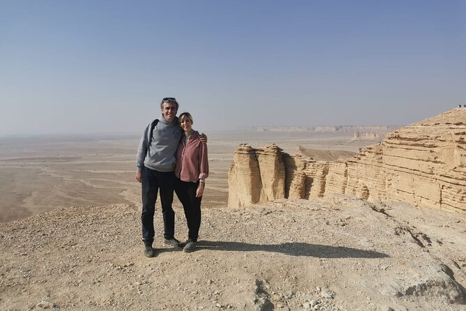 Edge Of The World Tour (Private Tour) - The earlier stops that set the mood: Elephant Rock and Jabal Abyad