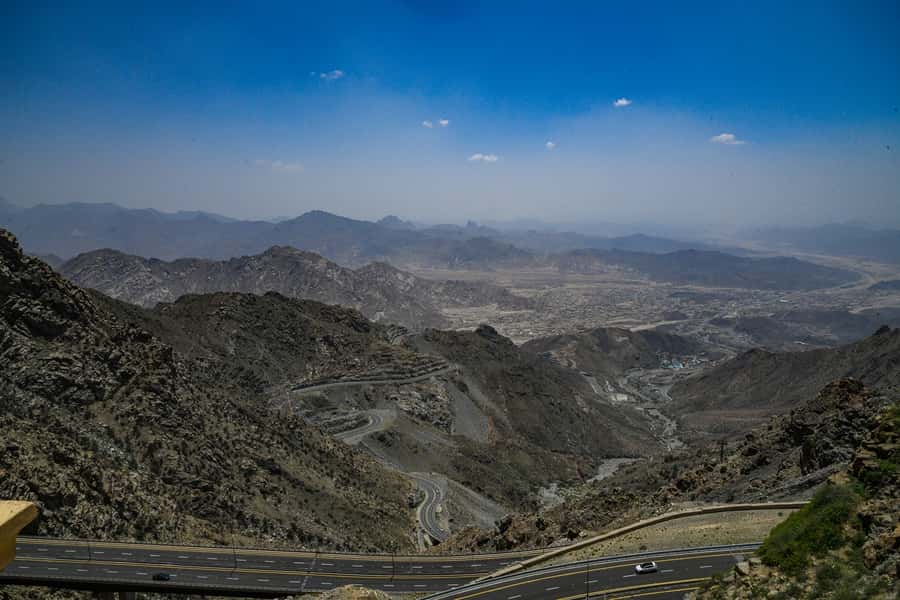 From Jeddah: Taif Exploration Tour with Lunch - Rose Farm and Perfume Factory: More Than a Quick Photo Stop