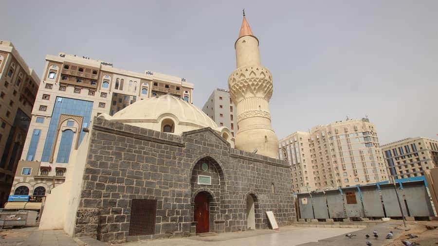 From Madinah: Half-Day Ziarah Tour - Quick hits before you go