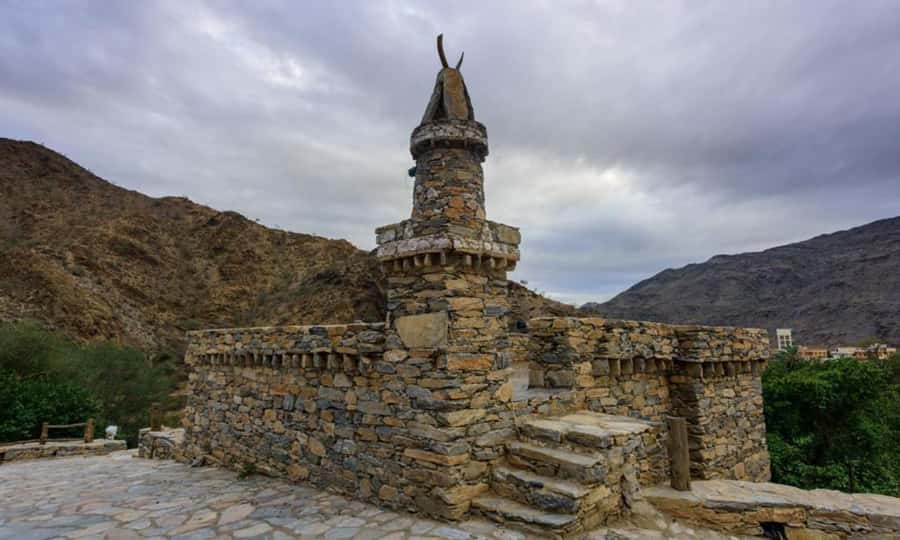 From Mecca to Taif Mountains Day Trip - Al Shafa Peak Area: The Highest Point Moment