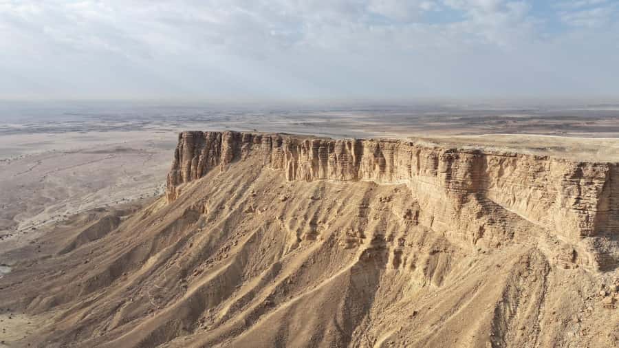 From Riyadh: Edge of the World and Darb Al-Manjoor Adventure - Price and Value: Why $120 Can Make Sense for Riyadh