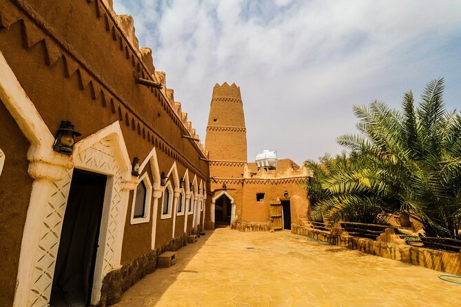 Full-Day Ushayger Tour with Lunch from Riyadh - Lunch in the Dunes: The Best Part to Look Forward To