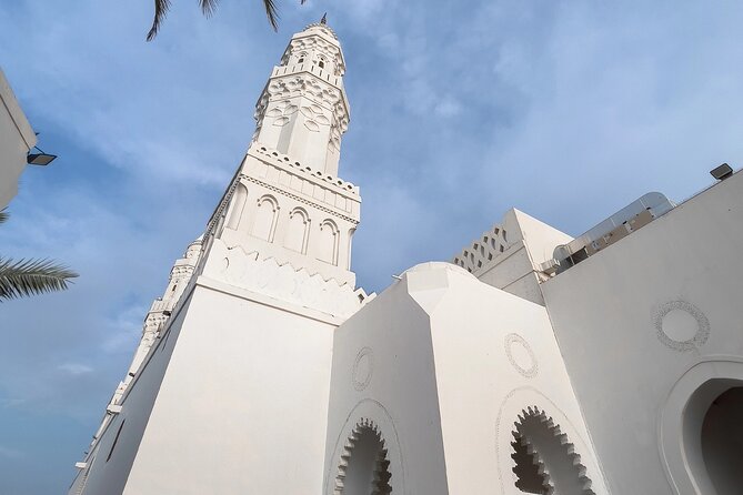 Half - Day Tour in Prophet Mohammed City - Uhud Mountain: Early Islamic History with Real Gravity