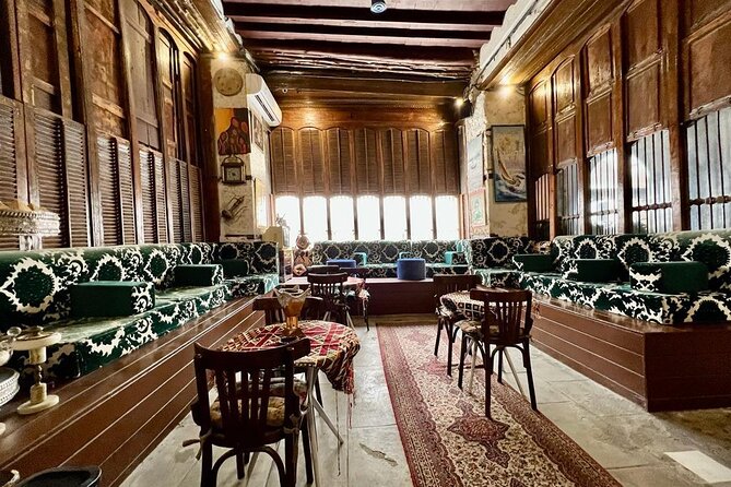 Historical & Heritage Tour in Jeddah Al Balad - Nassif House Museum: the 700-year-old flag mast moment