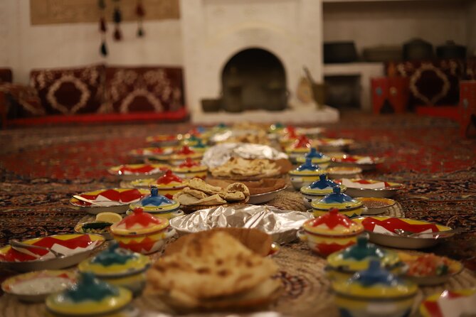 Interactive Saudi Cuisine and Cultural Experience - Najd regional feast: multi-dish, plus etiquette so you do it right