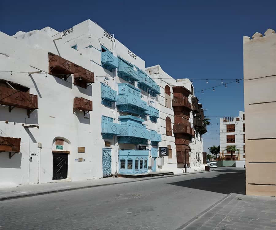 Jeddah: Al-Balad Old Town Historical City Guided Tour - Al-Balad alleys, museums, and architectural clues you’ll start noticing