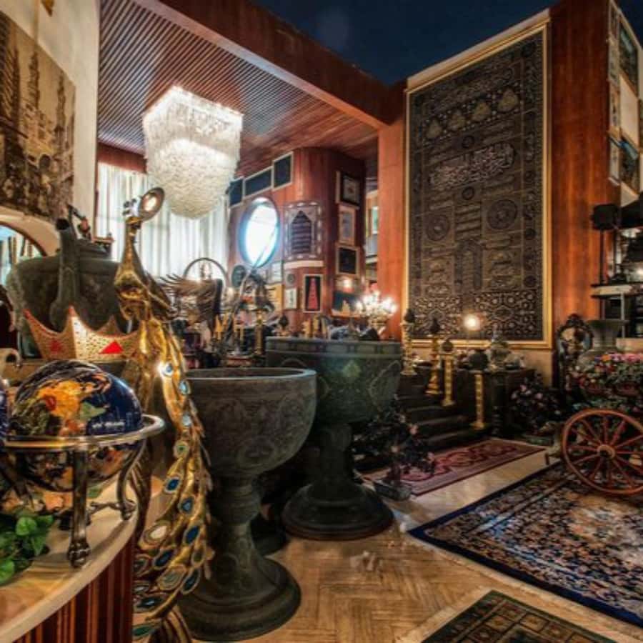 Jeddah: Al-Balad Old Town Tour with Guide - Bedouin Market and Suq Al Jami: shopping stops with a practical purpose
