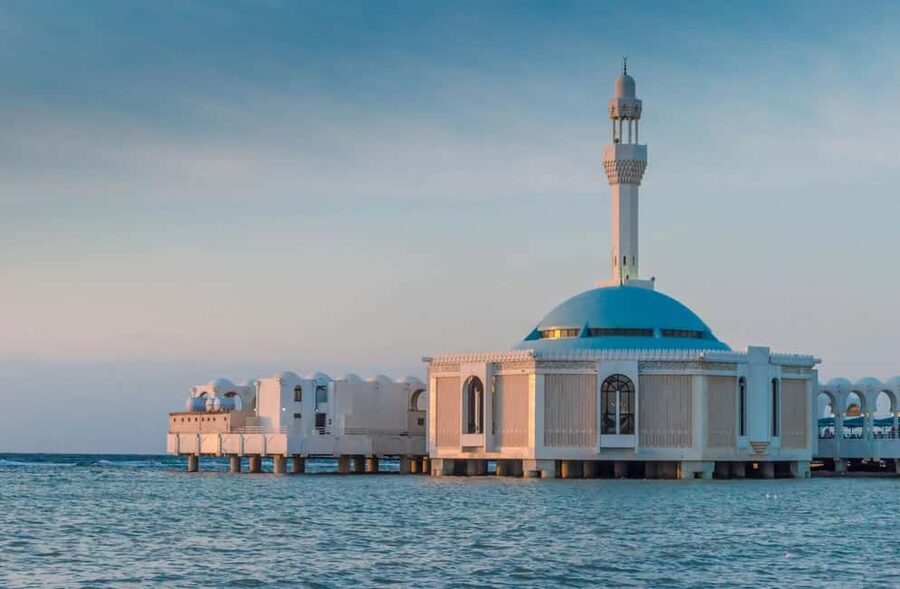 Jeddah: Guided Tour of the Old City Al-balad - Old City to Red Sea Waterfront, why this route clicks