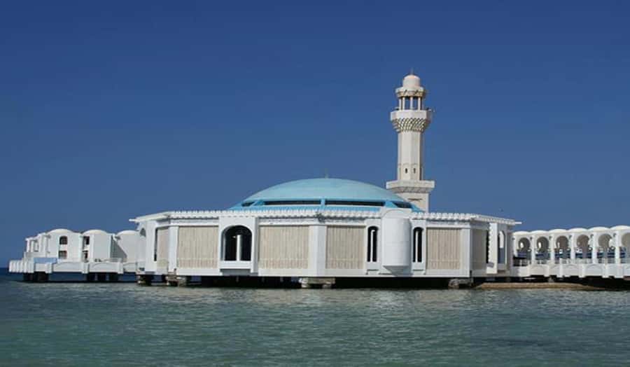 Jeddah: Jeddah Heritage Chronicles Tour with optional lunch - Lunch option: a traditional Saudi restaurant break that can genuinely add value