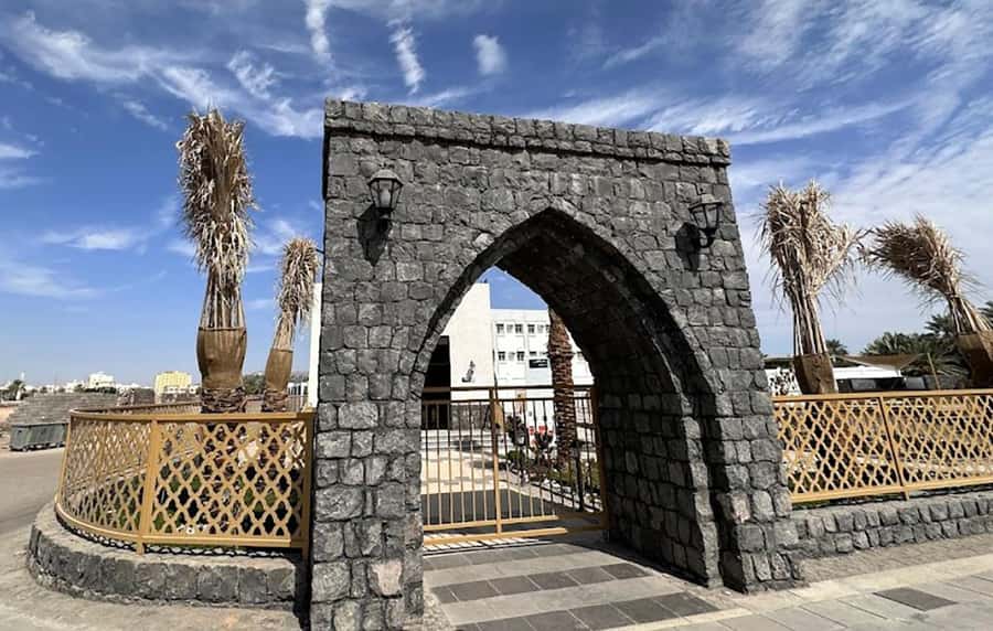 Madina: Guided Tour of the City's Historical Sights - Ghazwa Khandaq and the Saba Masajid: Seven Names, One Theme