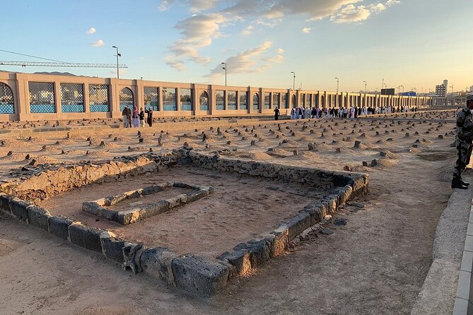 Madinah Ziyarats (Private tour) - Masjid Quba and the feeling of early Medina