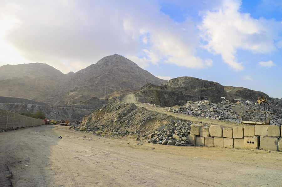 Mecca: Holy Sites Private Tour - Mount Arafat and Jabal al-Rahmah: Understanding Mercy and Meaning