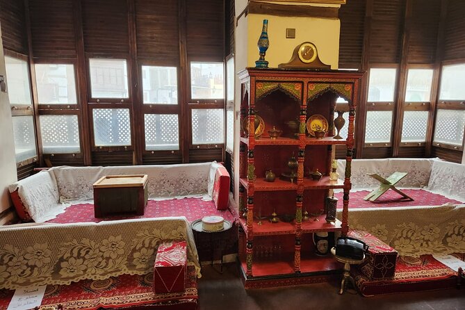 Private Tour in Historical Jeddah (ALBALAD) إكتشف جدة التاريخيه - Ahmed as your guide: professional, funny, and able to answer your questions