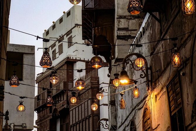 Private Tour in Historical Jeddah (ALBALAD) إكتشف جدة التاريخيه - Finding Jeddah Old Gate, F5QP+MGM, and starting smoothly