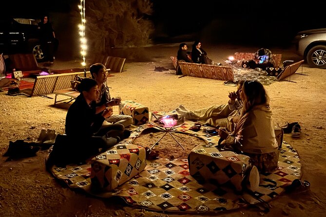 Private Trip to Edge Of The World Riyadh - Sunset dinner on the mountain top, with a real picnic setup