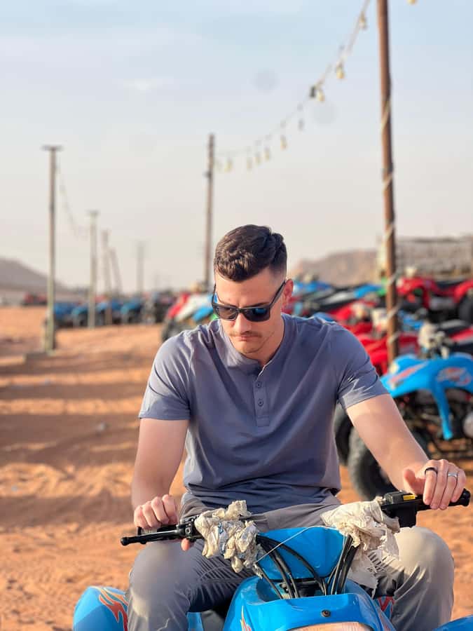 Red Sand: Dunes ATV, + Camel Ride + sandboarding - Dune bashing in a 4WD: controlled excitement