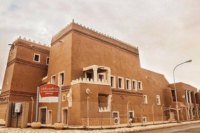 Riyadh City Tour with Camel Riding - The guide factor: what Saqr gets right