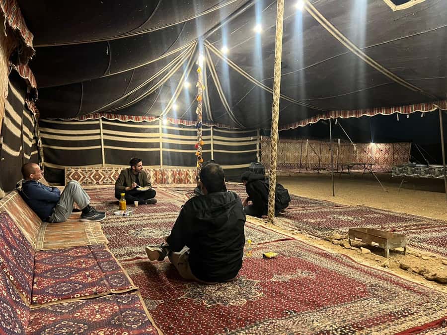 Riyadh Edge of The World and Bat Cave Visit by Bus - Bat Cave stop: the contrast you’ll feel in your body