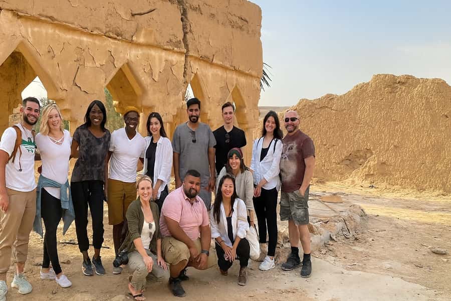Riyadh: Edge of the World Private Guided Tour with dinner - What to pack and how to keep the hike comfortable
