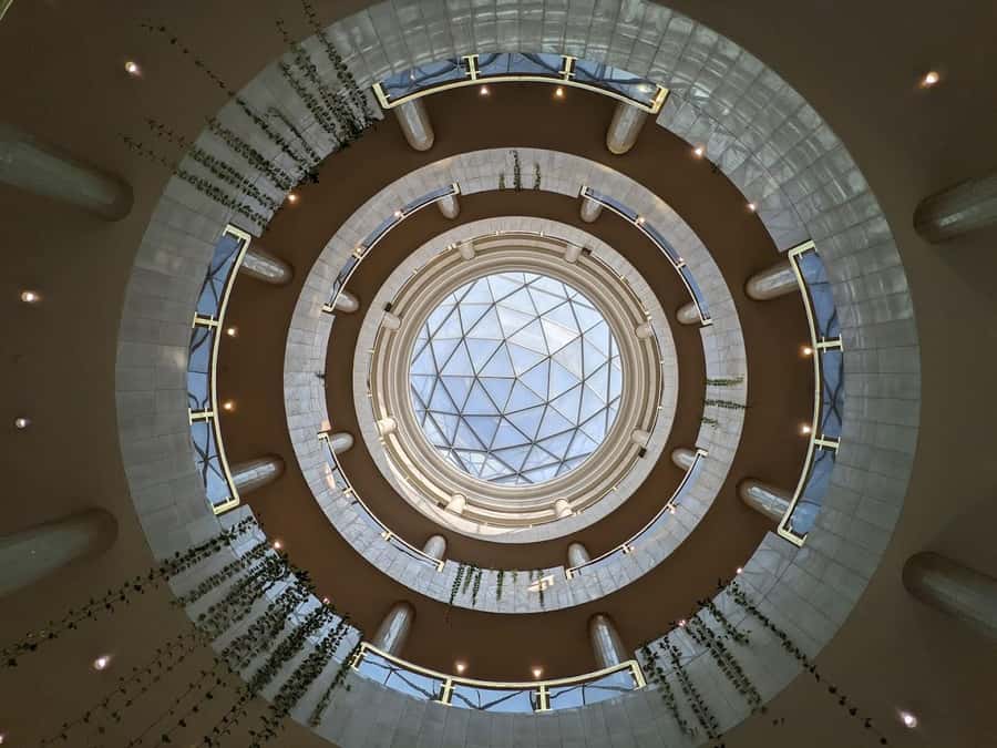 Riyadh: King Fahad National Library Guided Tour - What to bring, so the tour stays comfortable and usable