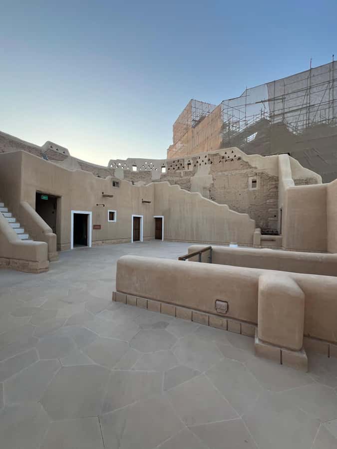 Riyadh: Masmak Fort, Souq AlZal, and Murabba Palace Tour - Should you book the Masmak Fort, Souq AlZal, and Murabba Palace Tour?