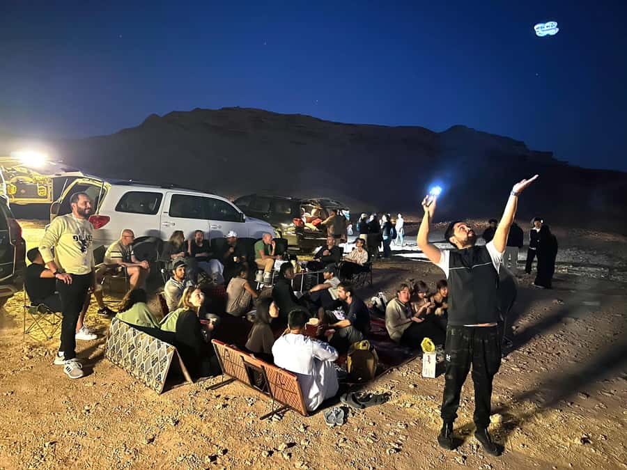 Riyadh Sunset Edge of the World & Deer Reserve 4WD Adventure - Guide quality and photo help: why it feels personal