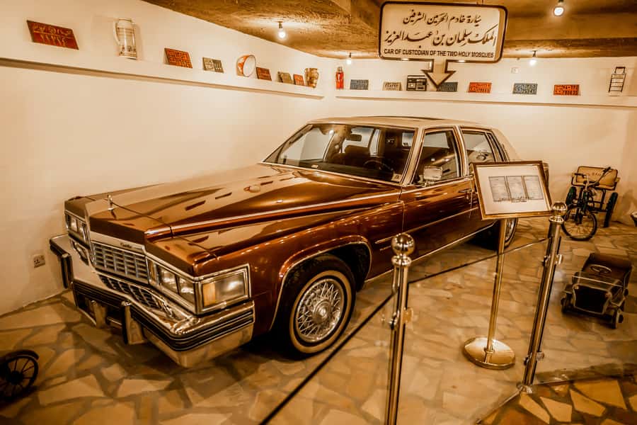 Saudi Arabia Tour from Bahrain including Traditional Meal - Key highlights to know before you go