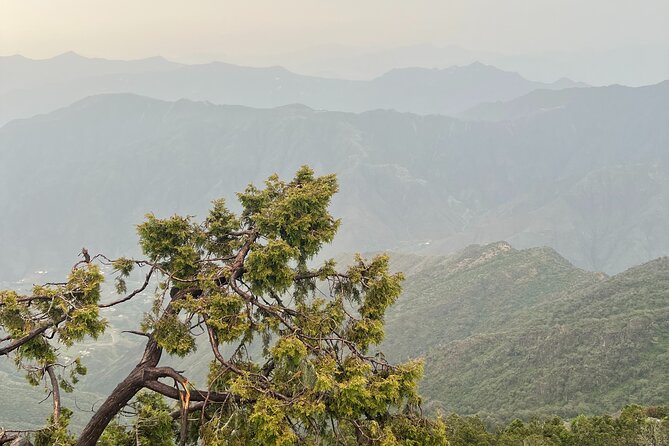 Sawda Mountains Hiking Trail - Traditional Asir Clothing for Remembrance
